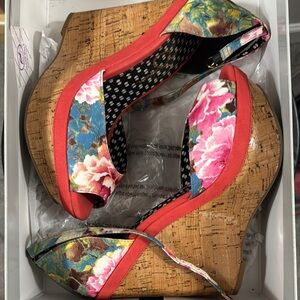 Floral Wedge Sandals